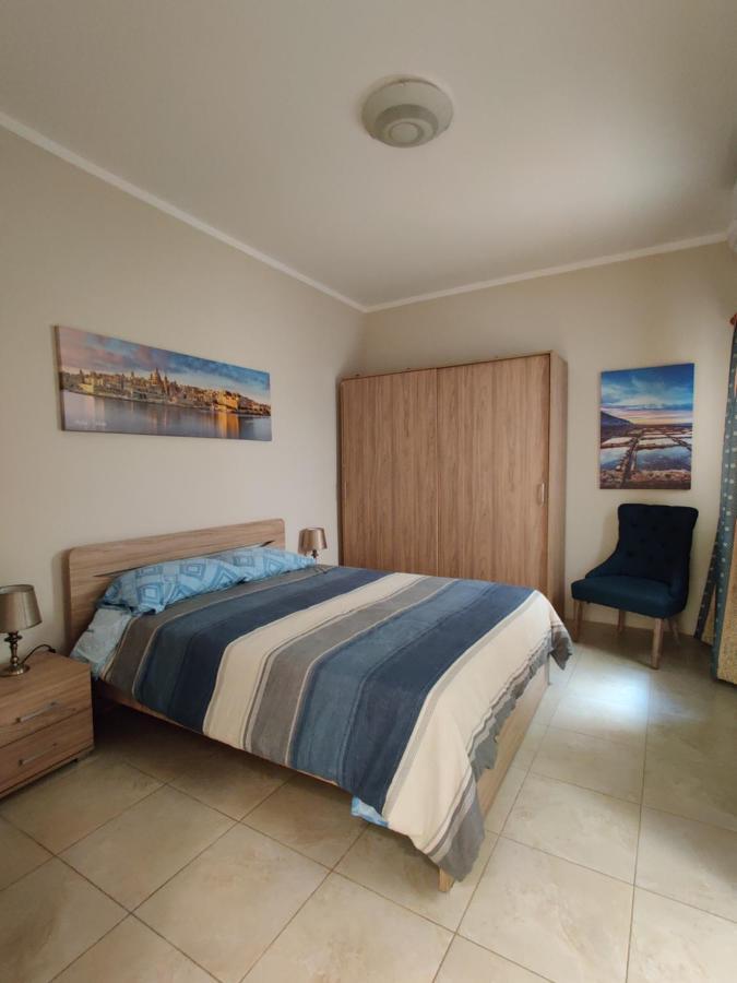 Doms Apartment Tarxien Eksteriør billede