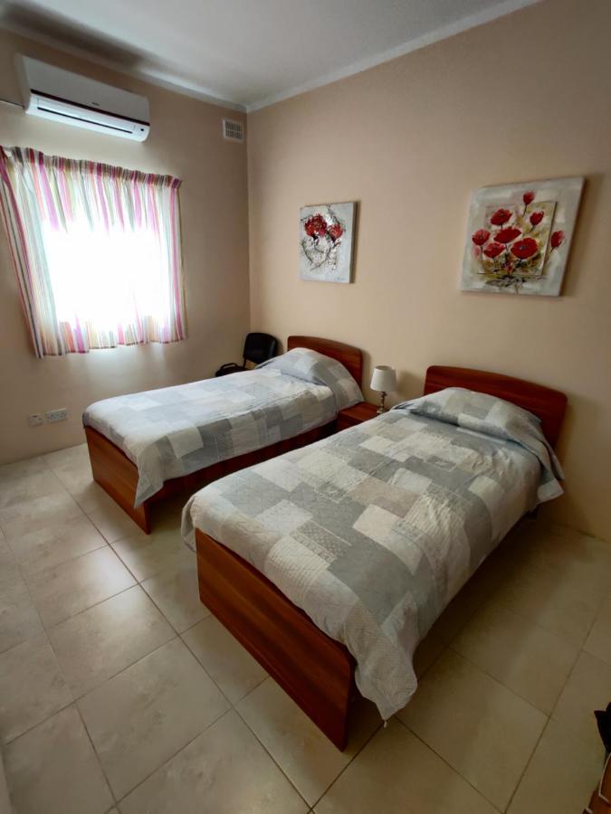 Doms Apartment Tarxien Eksteriør billede